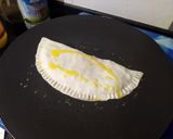 A picture of step 5 of Mexican Cheesy Parathas.