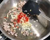 蒜辣紫蘇義大利麵的食譜步驟1照片
