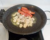 Foto del paso 8 de la receta Paella al HORNO de espinacas y gamba pelada