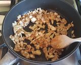 Foto del paso 6 de la receta: Risotto de Pato Azulón, foie gras mi-cuit y setas moixernó