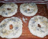Foto del paso 2 de la receta: Pan tipo bagel con yogurt