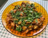 Une image de l'étape 24 de Poulet caramélisé au gingembre, champignons et carottes.