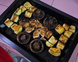 Gambar langkah 2 resipi Baked Chicken, Mushroom & Zucchini.