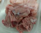 Foto langkah ke 1 dari resep Sop Tulang Ayam.