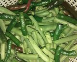 Foto langkah ke 1 dari resep Tumis buncis tempe dan cabe ijo.