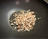 奶油番茄鮭魚貝殼麵的食譜步驟2照片