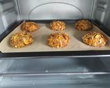Foto langkah ke 5 dari resep Choco Soft Cookies with Cheese Filling.