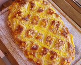 Foto del paso 8 de la receta: Coca de Sant Joan 2024 v2: De crema, naranja confitada, almendras y piñones