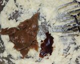 Foto del paso 1 de la receta: Budín de Dulce de Leche con Chocolate y Pasas