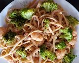 Foto del paso 4 de la receta: Tallarines con crema de mariscos
