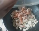 Foto del paso 5 de la receta: Chow fan mixto 炒飯