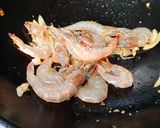 Foto langkah ke 2 dari resep Tumis Edamame Brokoli Udang.