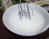 Foto langkah ke 4 dari resep Cake Murah Meriah dengan Margarine Buttercream.