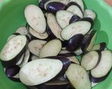 Foto langkah ke 1 dari resep Terong Goreng Krispi.