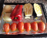 Foto del paso 1 de la receta: Escalibada con ventresca de atún y aceitunas negras
