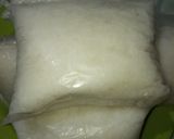 Foto langkah ke 3 dari resep Lontong plastik mudah.