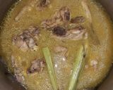 Foto langkah ke 2 dari resep Ayam goreng lengkuas simpel.