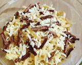 Foto langkah ke 8 dari resep Pasta carbonara topping empal suwir.