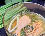 Hình bước làm 2 của món Gà nấu mì Chũ