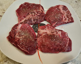Foto del paso 2 de la receta: Carrilleras ibéricas en salsa de setas a la mostaza