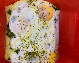 Foto del paso 3 de la receta: Huevos y espárragos al Lekué