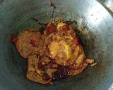 Foto langkah ke 3 dari resep Telur ceplok masak kecap.