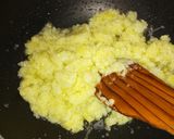 A picture of step 3 of Potato halwa.