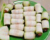 Hình bước làm 1 của món Canh bí đao cuộn thịt