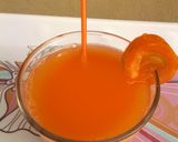 A picture of step 5 of CarrotLemon Juice.