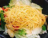 รูปขั้นตอนการทำที่ 3 ของ หมี่ซั่วเจ #กินผักรักสุขภาพ2