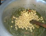 A picture of step 3 of Green chana pulao.