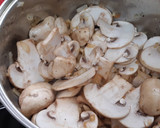 Foto del paso 5 de la receta: Conejo al tomillo con champiñones