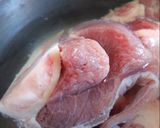 A picture of step 1 of Beef Stew (Cazuela de carne de res) 🍲🇵🇪.