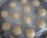 Foto langkah ke 4 dari resep Donat Tanpa Kentang Anti Gagal dan Empuk.