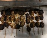 Une image de l'étape 6 de Brochettes de boulettes de bœuf et sauce yaourt sans matière grasse pour Noël 🎄😍👍.