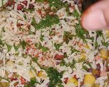 A picture of step 3 of 2 minutes Khakra Pizza.