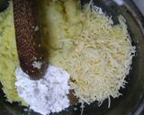 Foto langkah ke 1 dari resep Fried Mashed Potato.