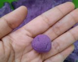A picture of step 3 of Purple Sweet Potato Bubur Candil / Biji Salak.