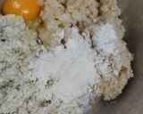 Foto del paso 1 de la receta: Arepas de papa y yuca🥔🥚🍳