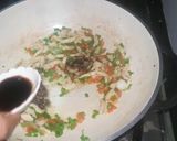 A picture of step 5 of Chicken vegetable fried rice.