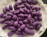 Foto langkah ke 4 dari resep Biji Salak Ubi Ungu.