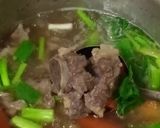 Foto langkah ke 4 dari resep Sup Bunjut Iga Sapi.