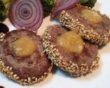 Foto del paso 6 de la receta: Hamburguesas de wagyu con chutney de mango y guarnición de verduras