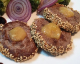 Foto del paso 6 de la receta: Hamburguesas de wagyu con chutney de mango y guarnición de verduras