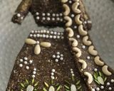 A picture of step 5 of Khajoor anjeer nuts chania choli cake.