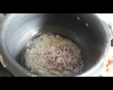 A picture of step 3 of Smokey flavoured dal.