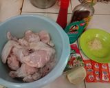 Foto langkah ke 1 dari resep Honey Spicy Chicken.