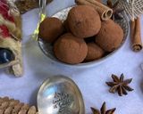 Une image de l'étape 4 de Truffes au chocolat et épices à pain d'épices.