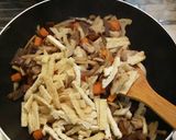 รูปขั้นตอนการทำที่ 3 ของ ข้าวอบทรงเครื่อง สไตล์ญี่ปุ่น (takikomi gohan)