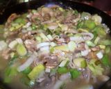 Foto del paso 7 de la receta: Pechugas grille con salteado de hongos y puerros al vino blanco